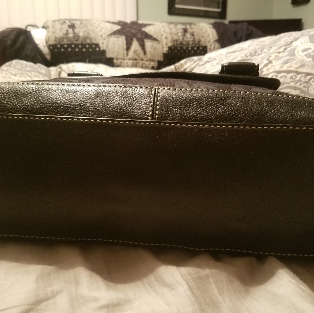 Authentic Michael Kors - Picture 3 of 4